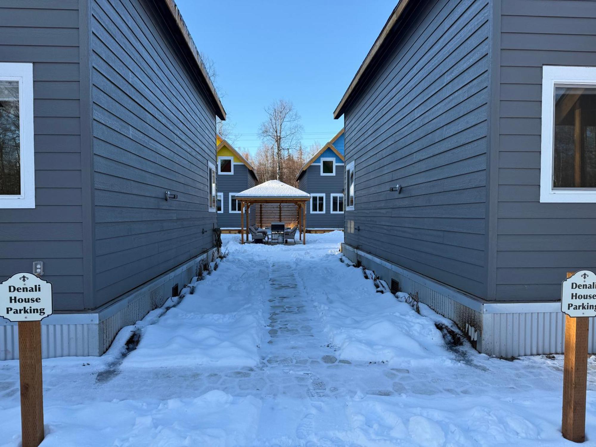 Wildlife House * Talkeetna